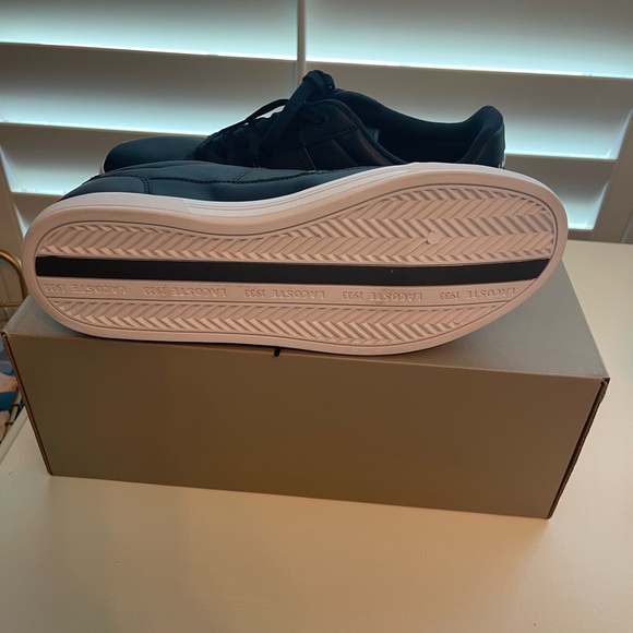 Lacoste mens shoes - Picture 4 of 4